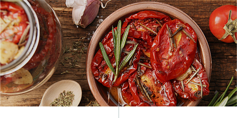 Preparation of dried tomatoes